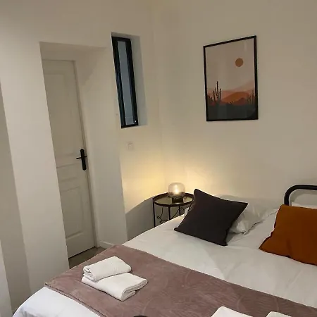 2/2 Studio Lesage#garedereims شقة *