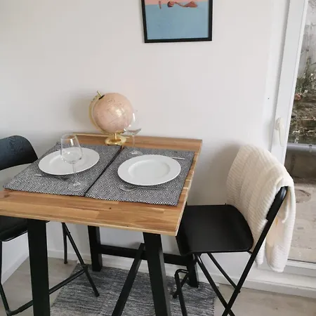2/2 Studio Lesage#garedereims شقة